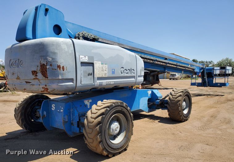 image for item DJ3144 2005 Genie S125  boom lift