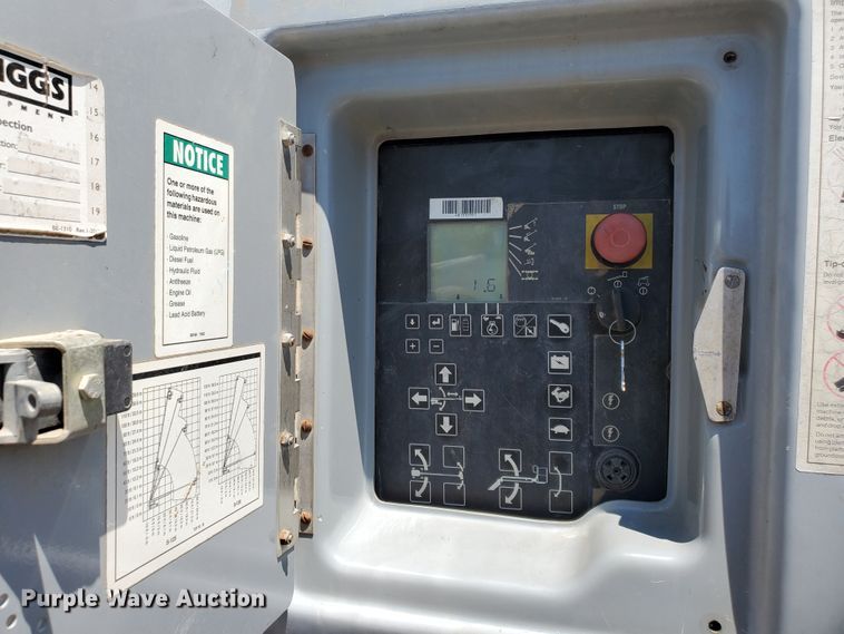 image for item DJ3144 2005 Genie S125  boom lift