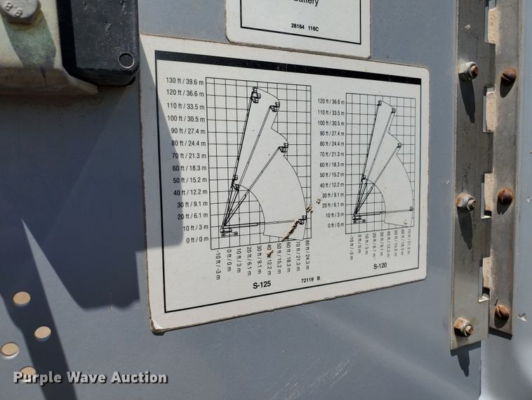 image for item DJ3144 2005 Genie S125  boom lift