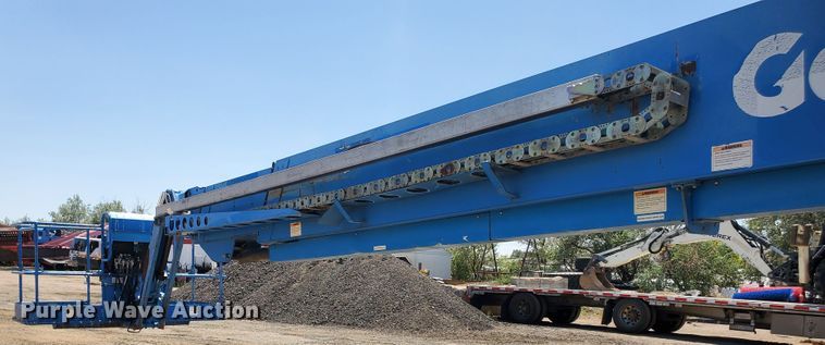 image for item DJ3144 2005 Genie S125  boom lift