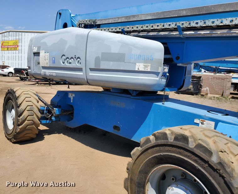 image for item DJ3144 2005 Genie S125  boom lift