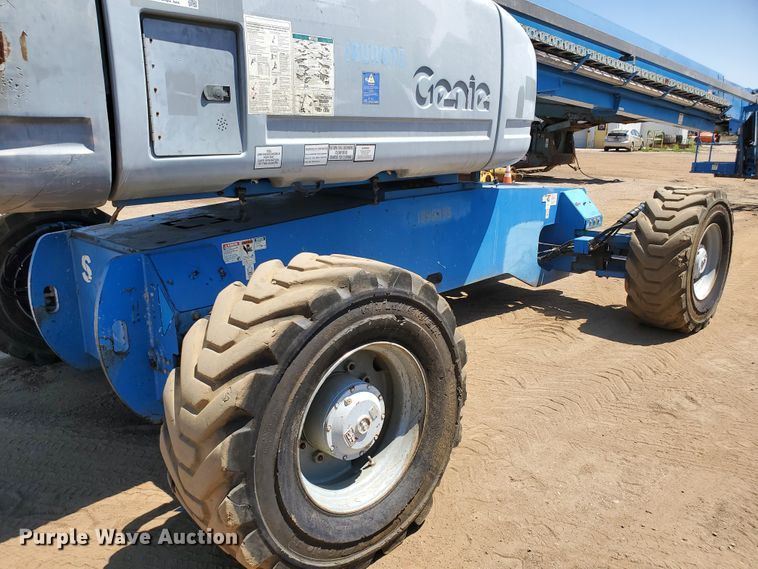 image for item DJ3144 2005 Genie S125  boom lift