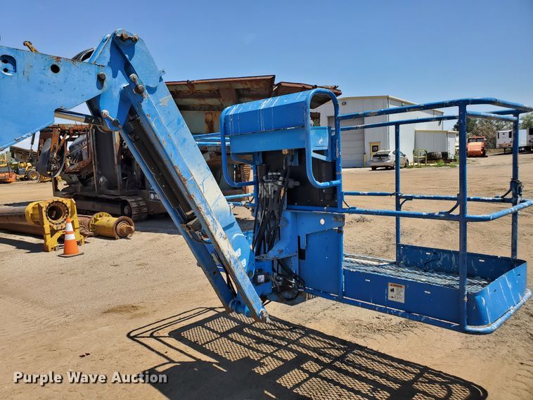 image for item DJ3144 2005 Genie S125  boom lift