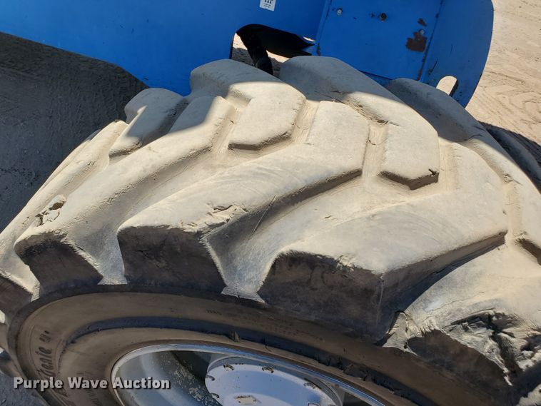 image for item DJ3144 2005 Genie S125  boom lift