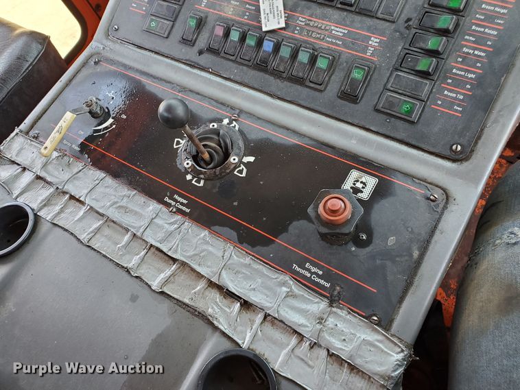 image for item DJ3145 1997 Elgin Pelican P  street sweeper