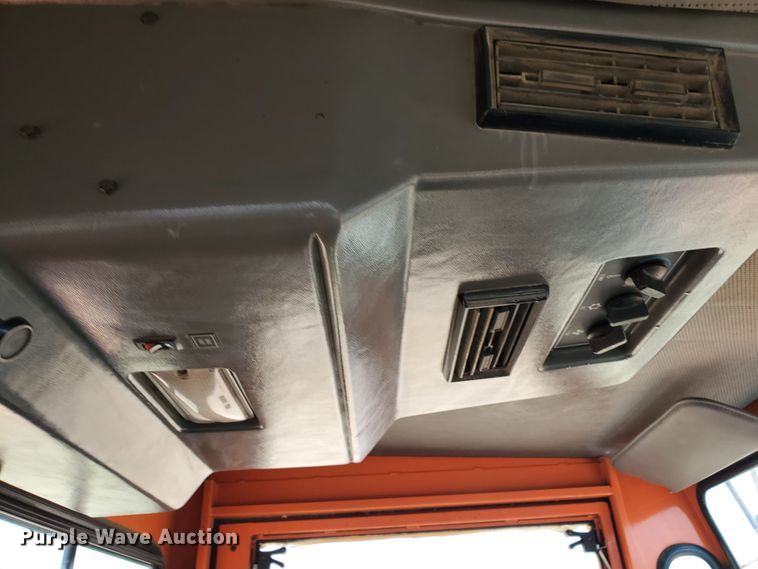 image for item DJ3145 1997 Elgin Pelican P  street sweeper