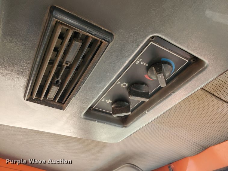 image for item DJ3145 1997 Elgin Pelican P  street sweeper