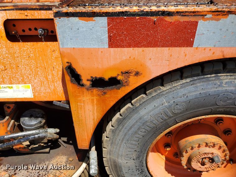 image for item DJ3145 1997 Elgin Pelican P  street sweeper