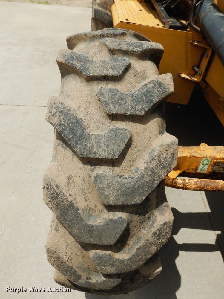 image for item DJ4262 2001 Caterpillar 420D  backhoe