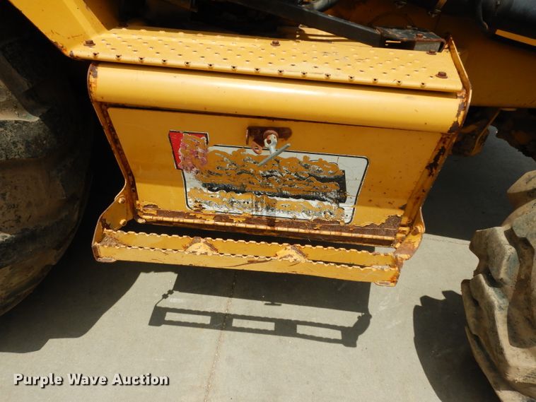 image for item DJ4262 2001 Caterpillar 420D  backhoe