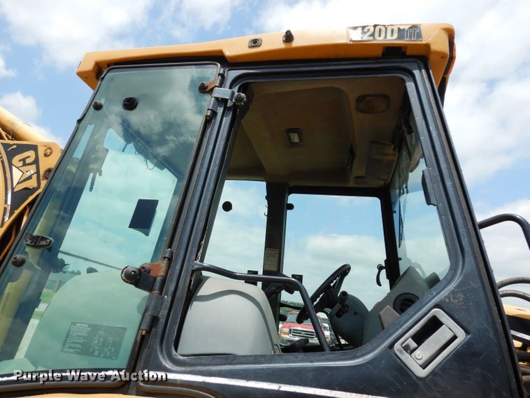 image for item DJ4262 2001 Caterpillar 420D  backhoe