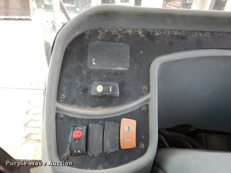 image for item DJ4262 2001 Caterpillar 420D  backhoe