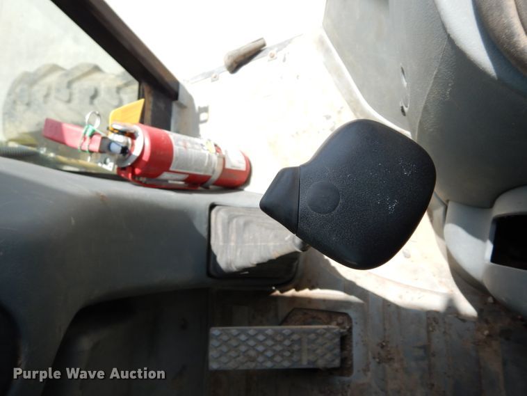 image for item DJ4262 2001 Caterpillar 420D  backhoe