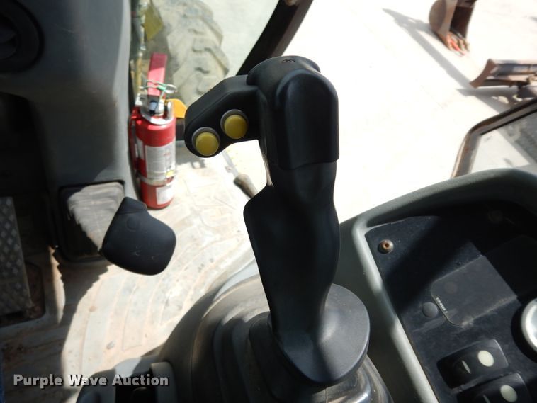 image for item DJ4262 2001 Caterpillar 420D  backhoe