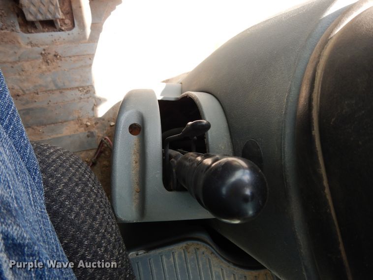 image for item DJ4262 2001 Caterpillar 420D  backhoe