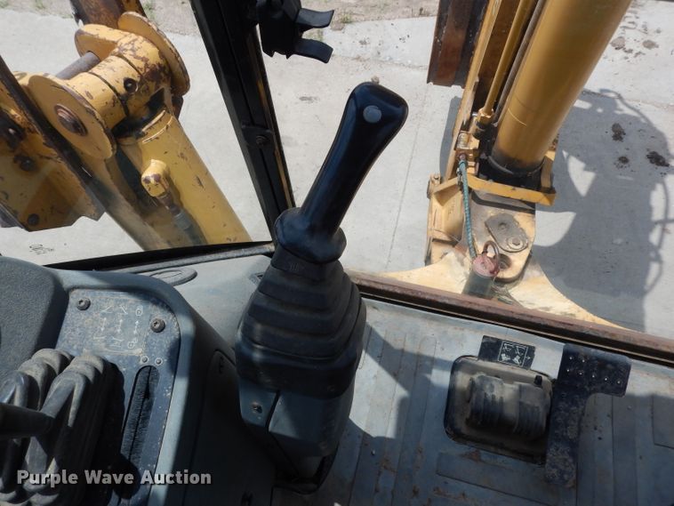 image for item DJ4262 2001 Caterpillar 420D  backhoe