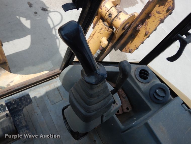 image for item DJ4262 2001 Caterpillar 420D  backhoe