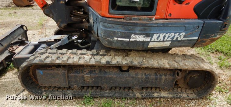 image for item DJ4263 2005 Kubota KX121-3  mini excavator