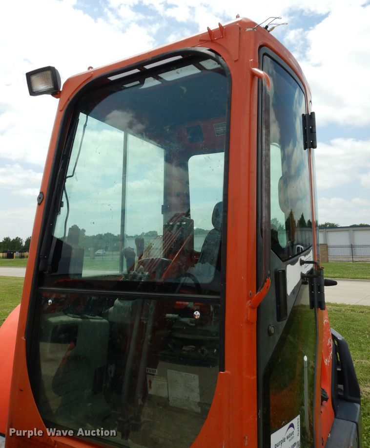 image for item DJ4263 2005 Kubota KX121-3  mini excavator