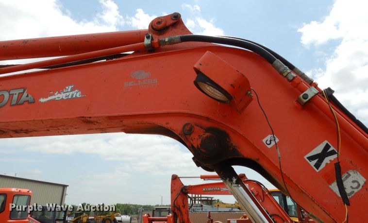image for item DJ4263 2005 Kubota KX121-3  mini excavator