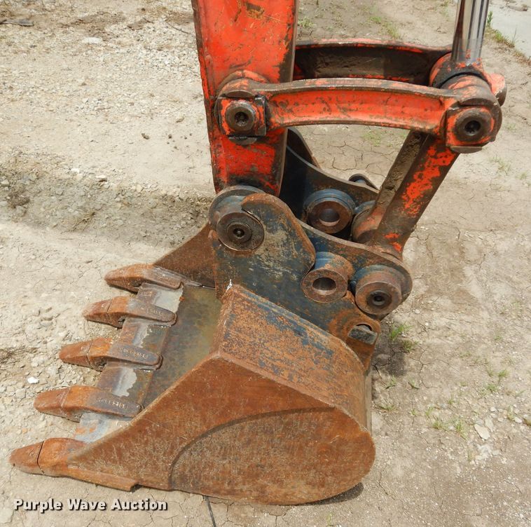 image for item DJ4263 2005 Kubota KX121-3  mini excavator