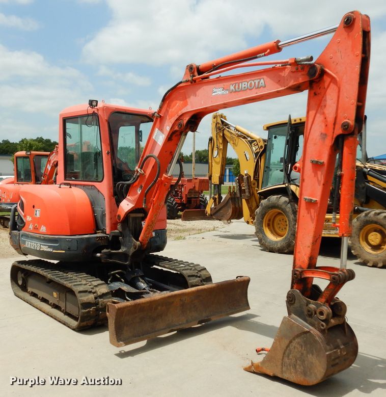 image for item DJ4264 2008 Kubota KX121-3  mini excavator