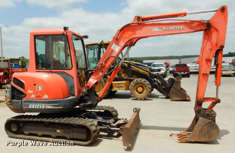 image for item DJ4264 2008 Kubota KX121-3  mini excavator