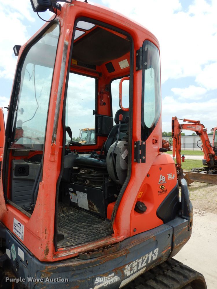image for item DJ4264 2008 Kubota KX121-3  mini excavator