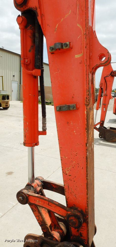 image for item DJ4264 2008 Kubota KX121-3  mini excavator