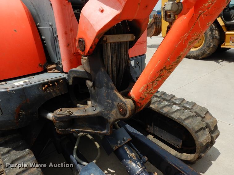 image for item DJ4264 2008 Kubota KX121-3  mini excavator