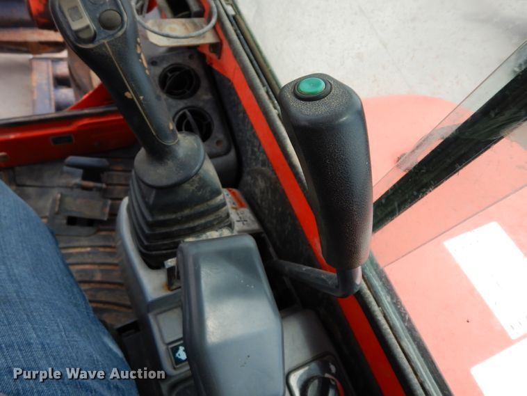 image for item DJ4264 2008 Kubota KX121-3  mini excavator