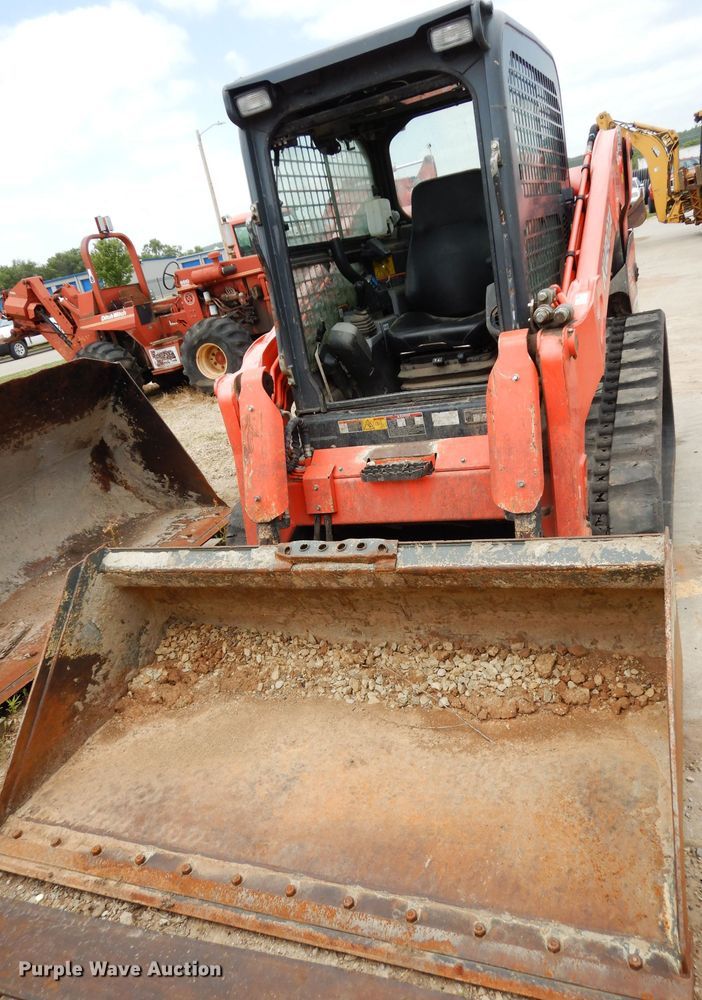 image for item DJ4265 Kubota SVL75-2  tracked skid steer loader