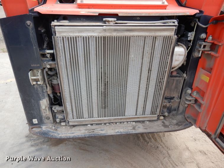 image for item DJ4265 Kubota SVL75-2  tracked skid steer loader