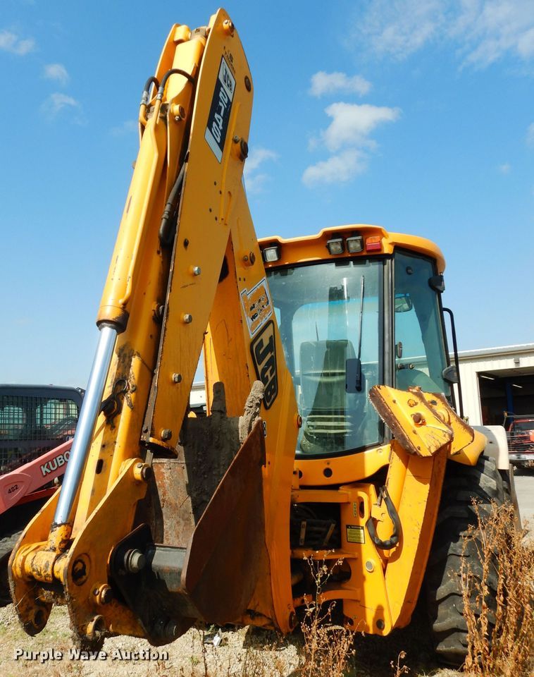 image for item DJ4266 2005 JCB 214S  backhoe