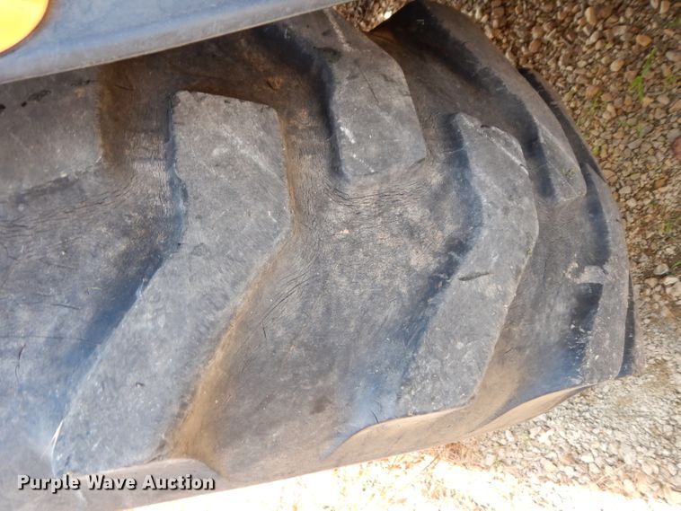 image for item DJ4266 2005 JCB 214S  backhoe