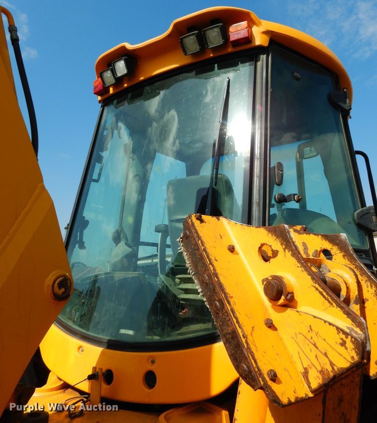 image for item DJ4266 2005 JCB 214S  backhoe