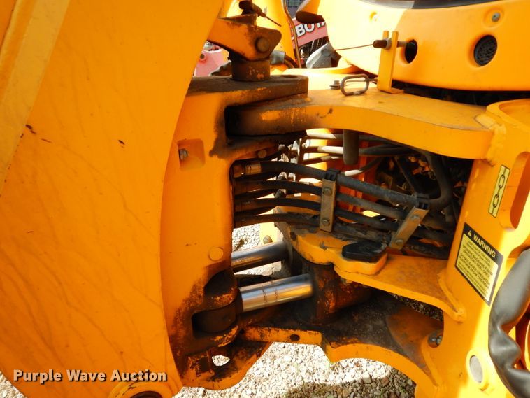 image for item DJ4266 2005 JCB 214S  backhoe