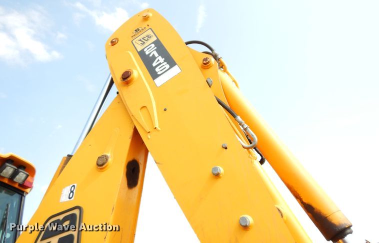 image for item DJ4266 2005 JCB 214S  backhoe