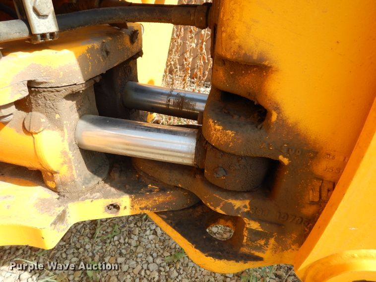 image for item DJ4266 2005 JCB 214S  backhoe