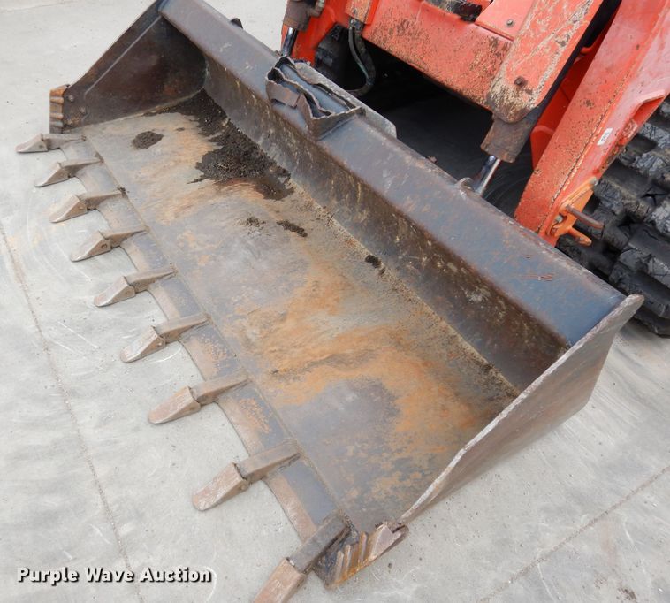 image for item DJ4267 Kubota SVL90-2  tracked skid steer loader