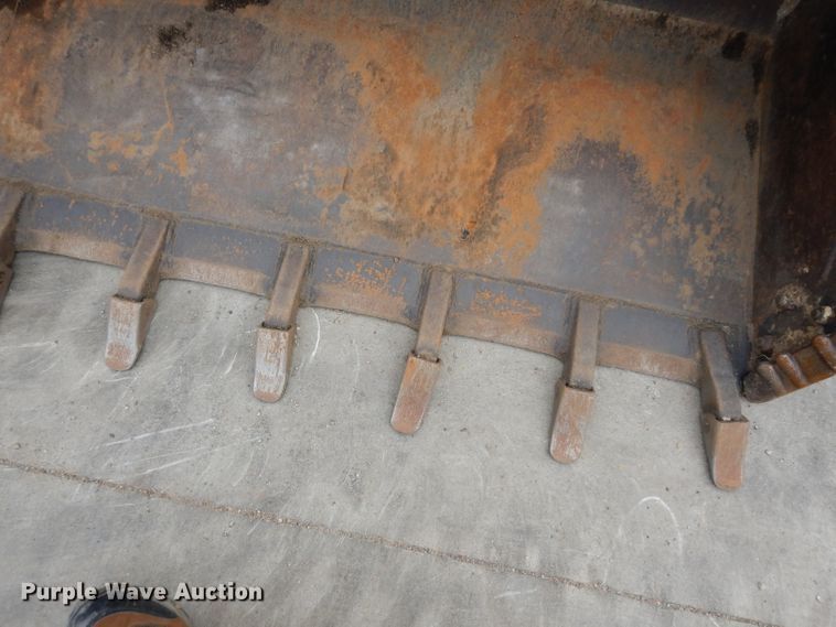 image for item DJ4267 Kubota SVL90-2  tracked skid steer loader