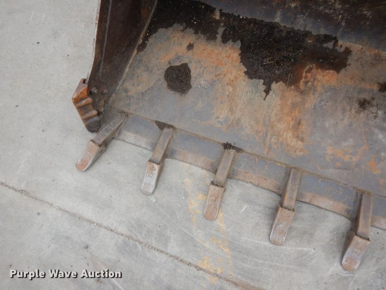 image for item DJ4267 Kubota SVL90-2  tracked skid steer loader