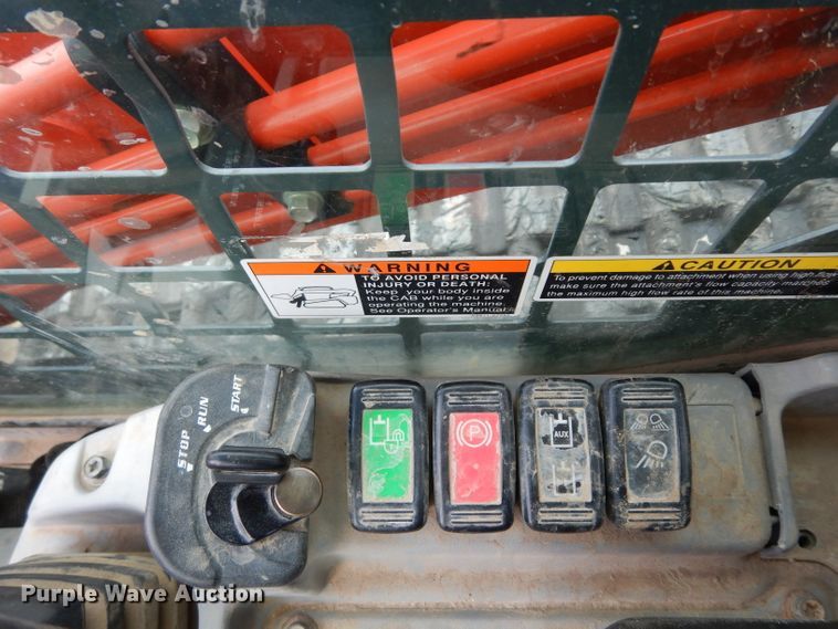 image for item DJ4267 Kubota SVL90-2  tracked skid steer loader