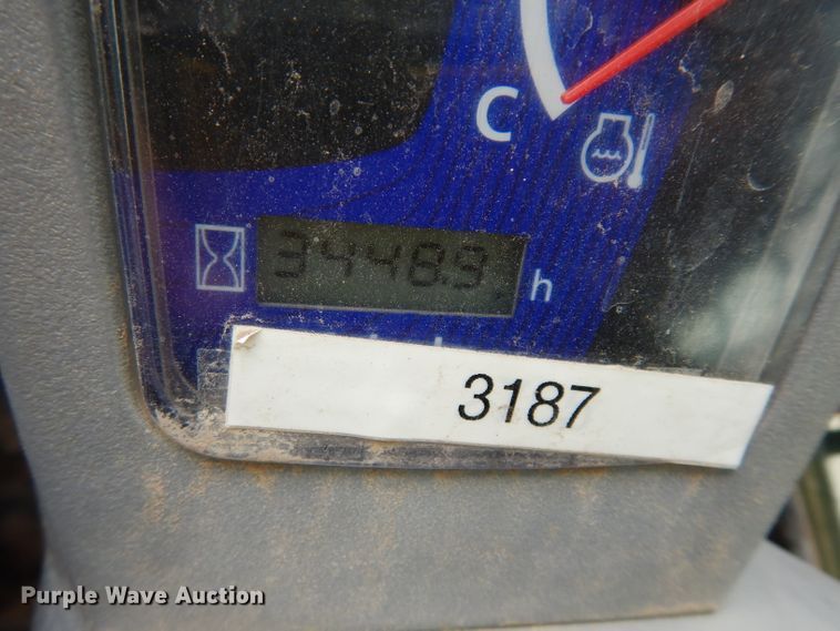 image for item DJ4267 Kubota SVL90-2  tracked skid steer loader