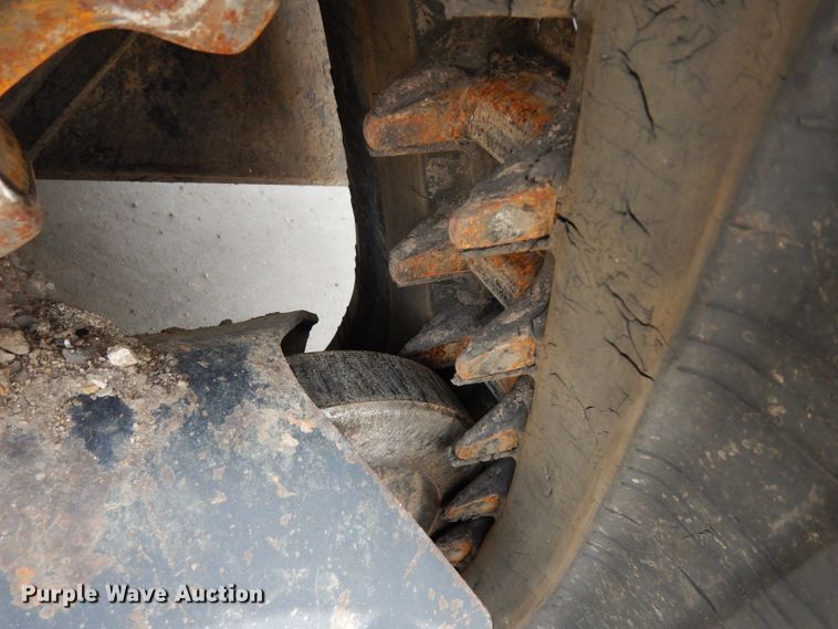 image for item DJ4267 Kubota SVL90-2  tracked skid steer loader