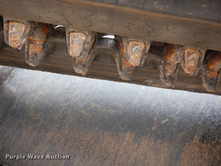 image for item DJ4267 Kubota SVL90-2  tracked skid steer loader