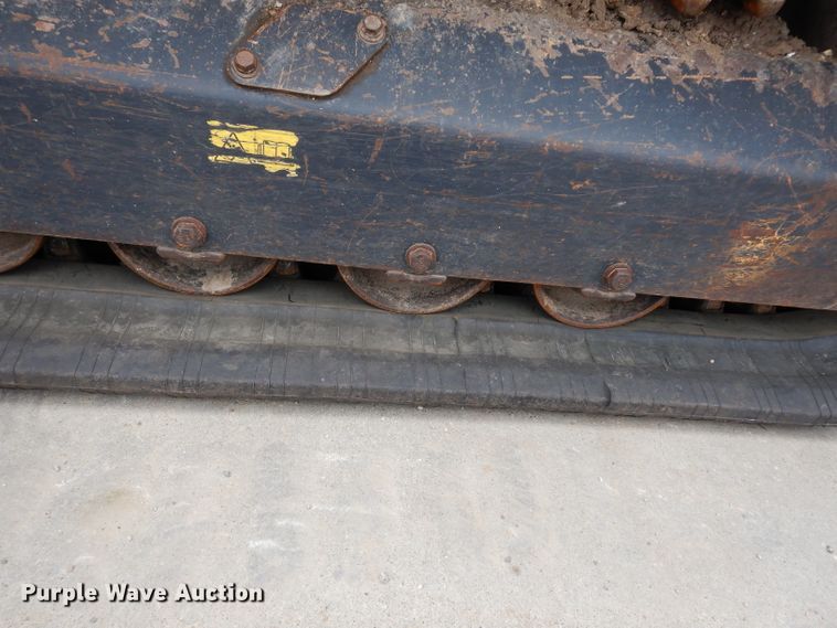 image for item DJ4267 Kubota SVL90-2  tracked skid steer loader