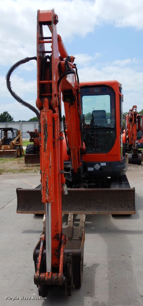 image for item DJ4270 2006 Kubota KX121-3  mini excavator