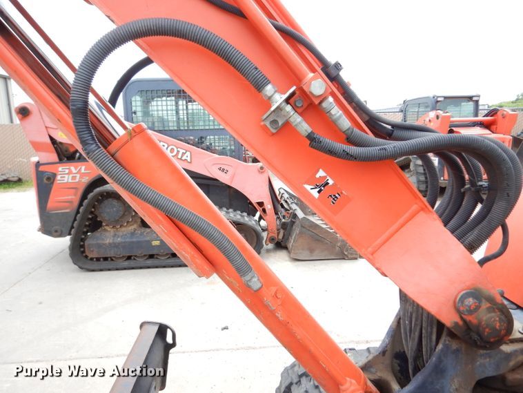 image for item DJ4270 2006 Kubota KX121-3  mini excavator