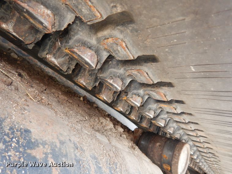 image for item DJ4270 2006 Kubota KX121-3  mini excavator